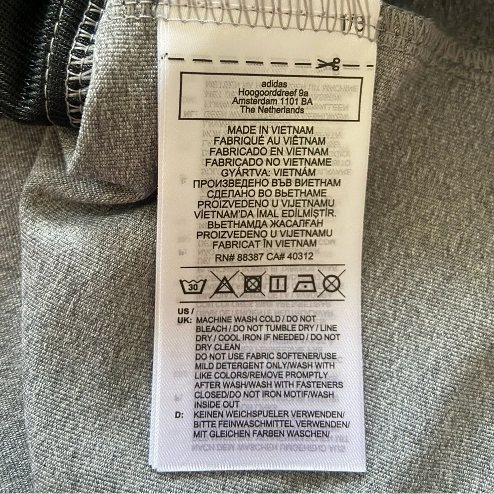 adidas lightweight pullover